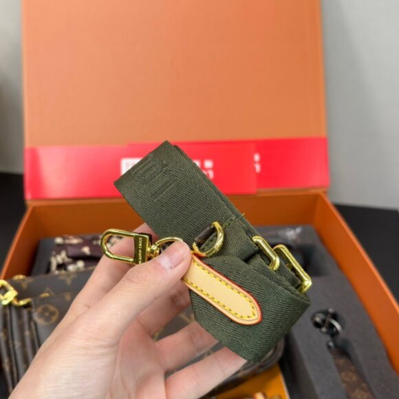 LOUIS VUITTON bag - Picture 7 of 7